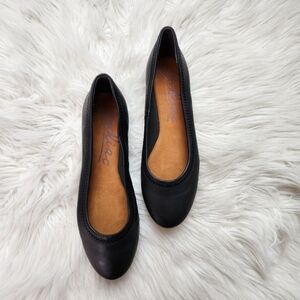 Zodiac Black Ballet Flats 7